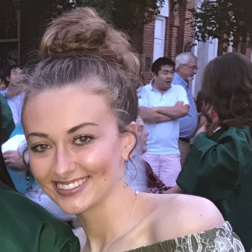 Meet your Posher, Emily